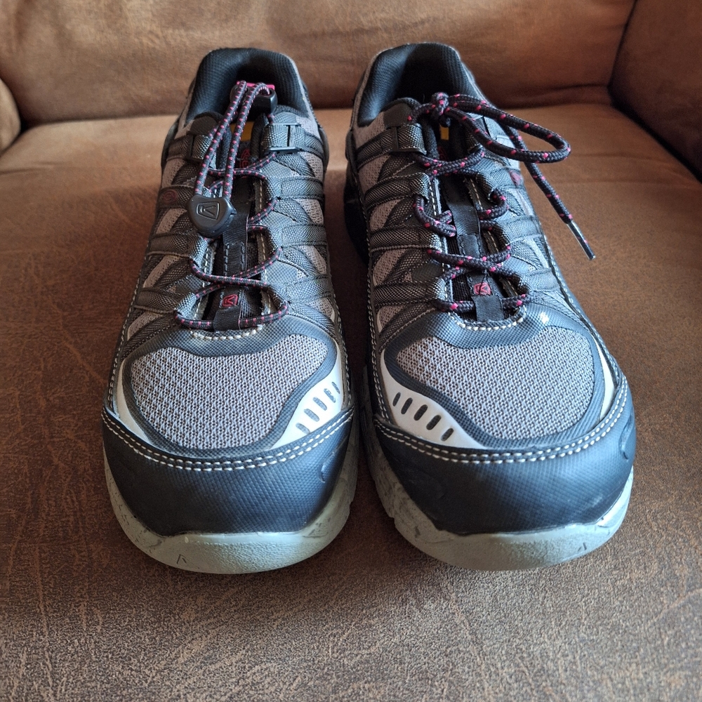 Keen NWOT Metatomical Footbed Women's Gray Work Shoes Size 7 - Picture 1 of 6